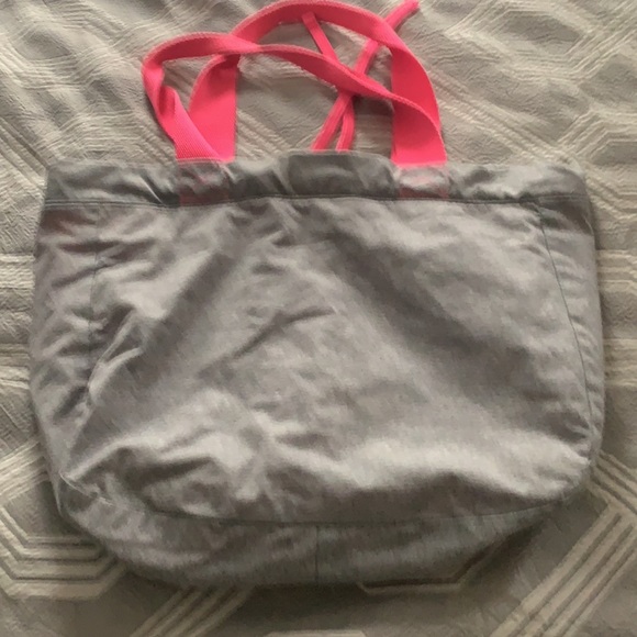 🌻 girls sleepover bag! - Picture 4 of 4